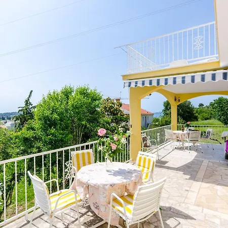 Bind - Comfort Double With Patio And Garden View R4 Cavtat